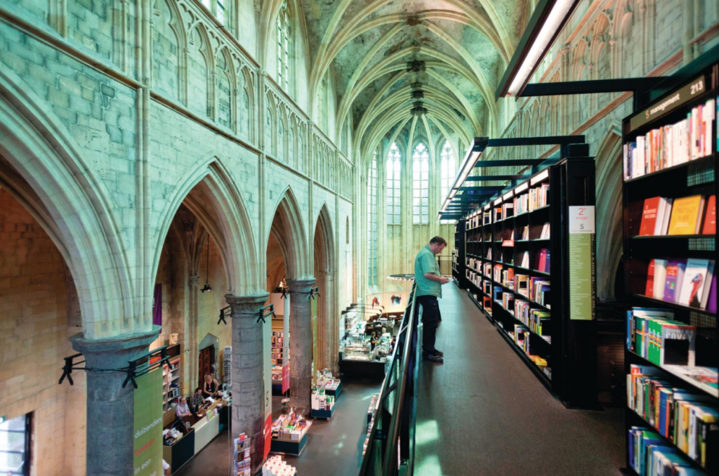 Bookstore Boekhandel Dominicanen