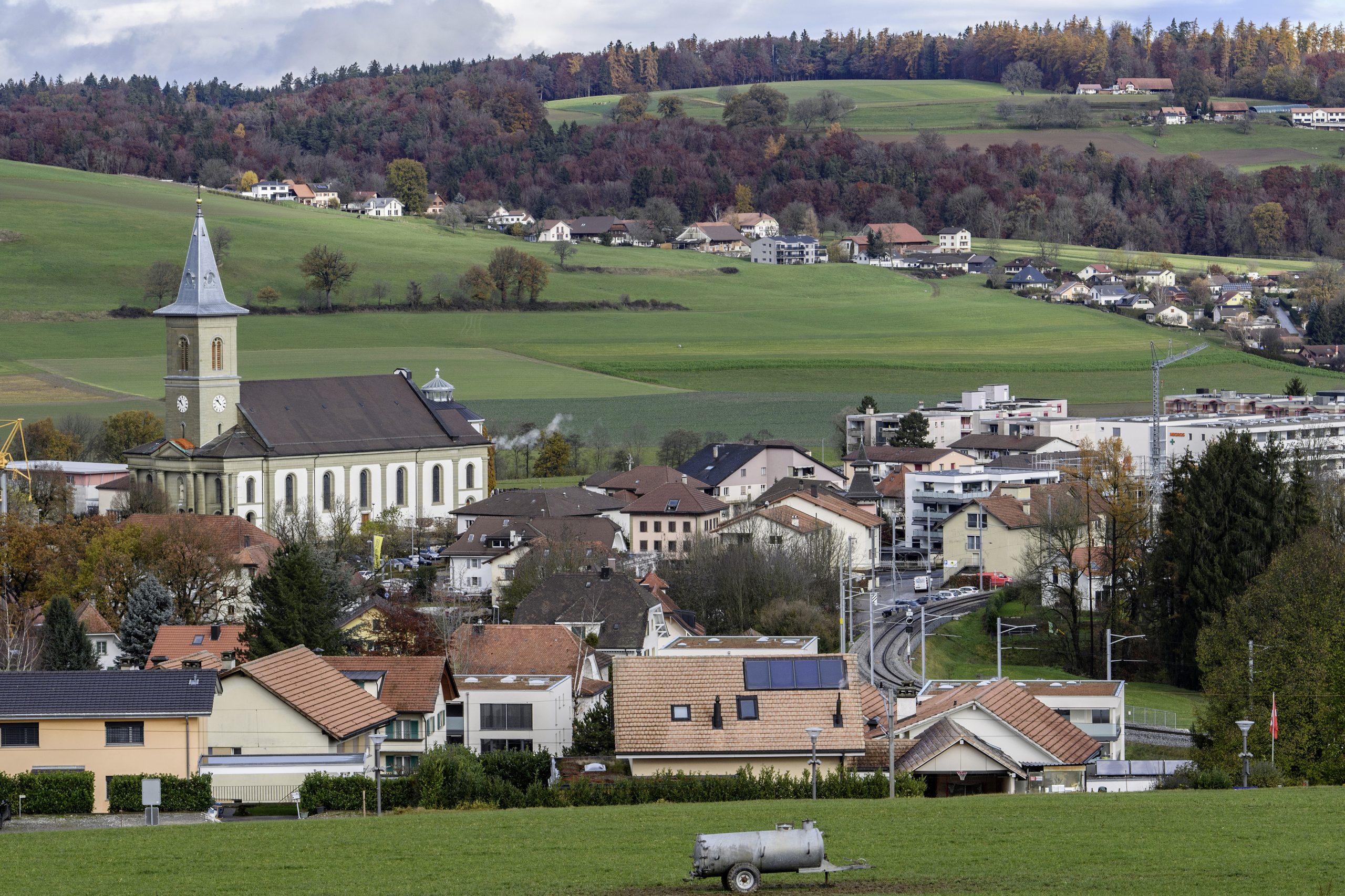 Der Kassier Von Belfaux Muss Siebeneinhalb Jahre Hinter Gitter ...