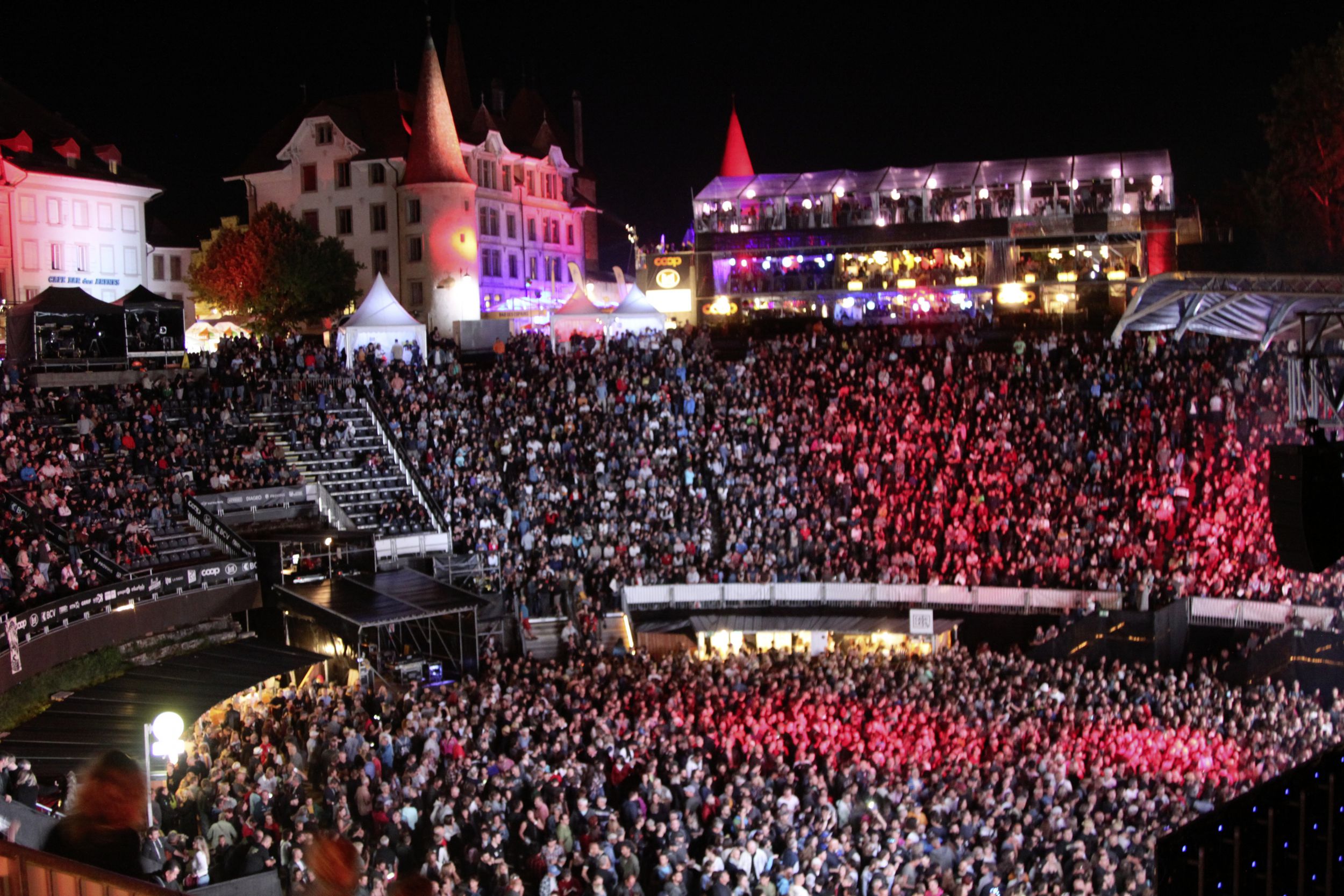 Rock Oz'Arènes mit Musikgrössen zum letzten Mal in der Arena von Avenches -  Freiburger Nachrichten