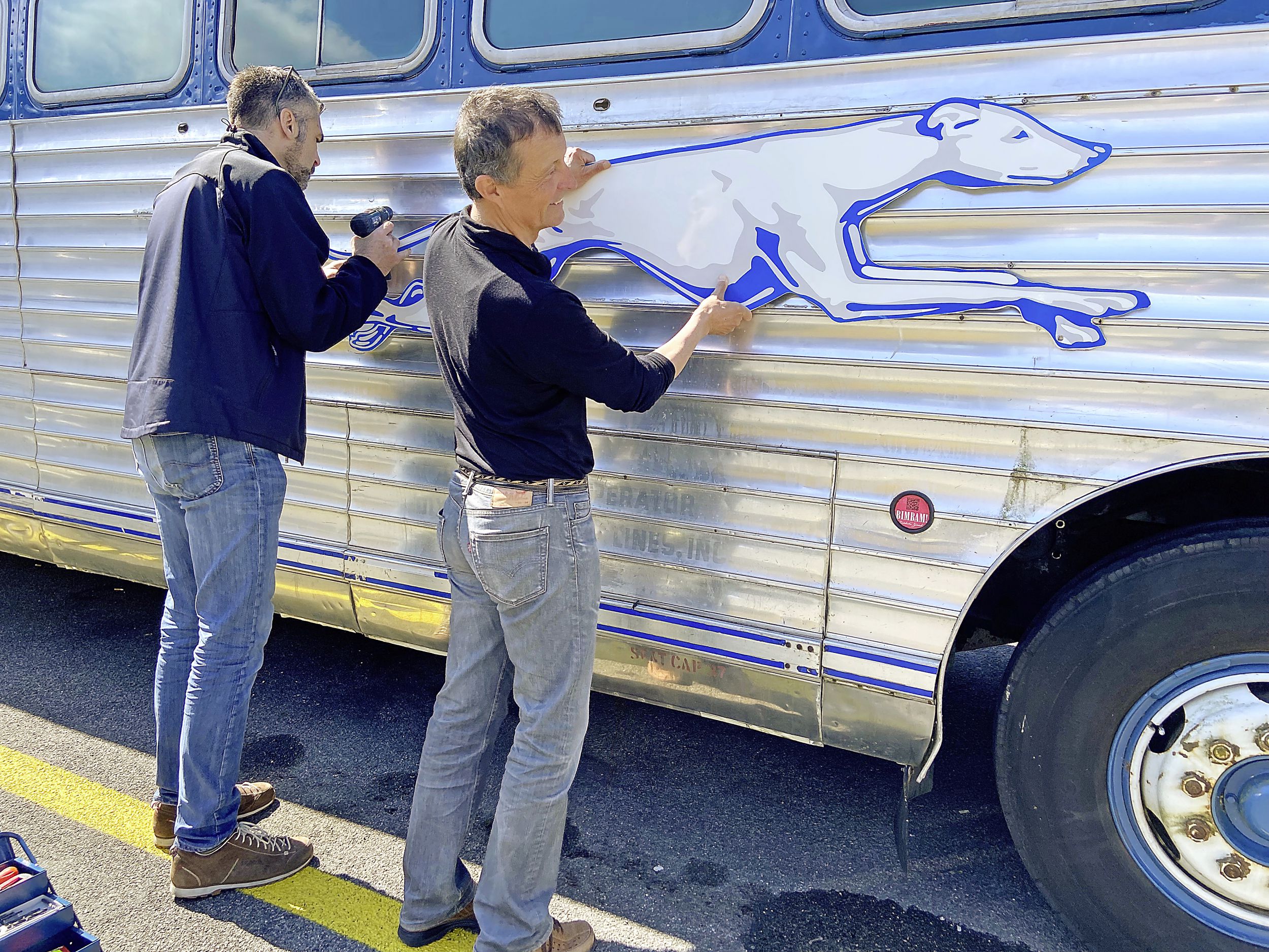 Greyhound-Bus hat seine Identität zurück - Freiburger Nachrichten