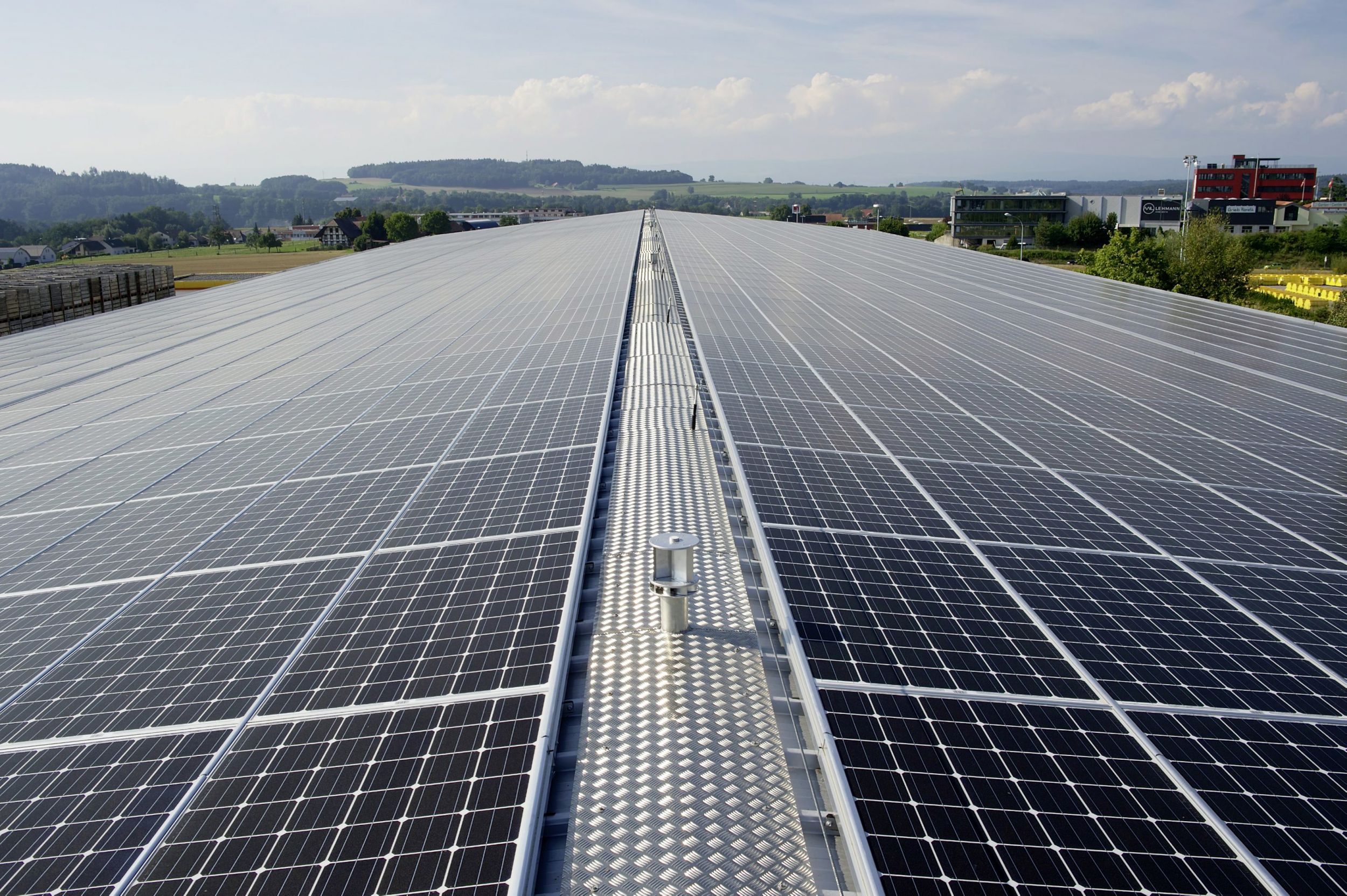 Grossräte Fordern Mehr Tempo Beim Ausbau Von Erneuerbaren Energien ...