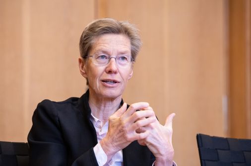 Astrid Epiney ist Professorin am Lehrstuhl für Europarecht, Völkerrecht und Öffentliches Recht der Uni Freiburg. Bild: Antoine Vullioud