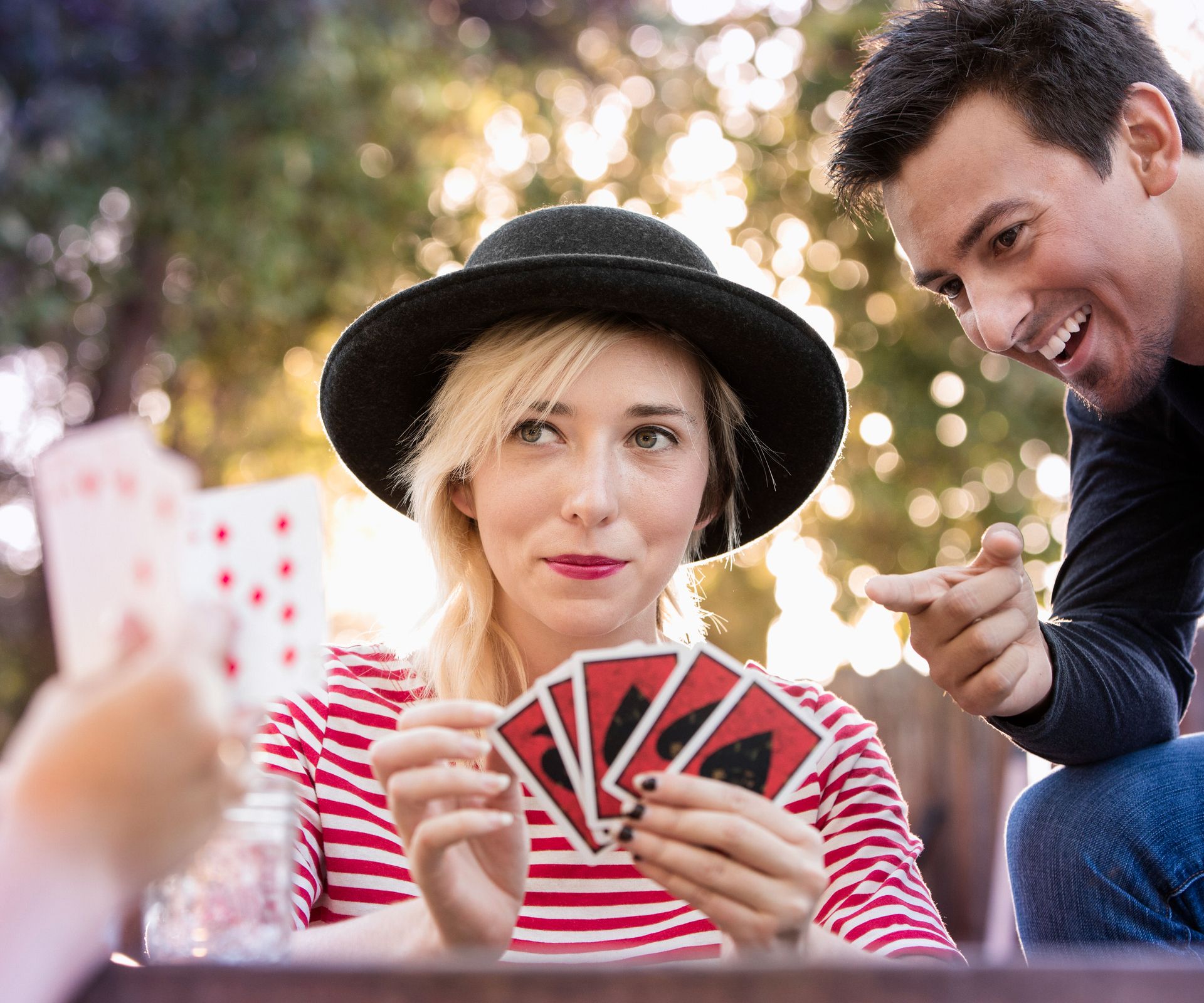 Kartenspiel mit Freunden